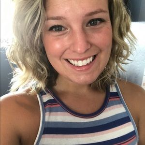 Meet your Posher, Natalie